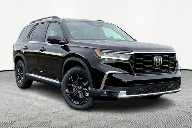 new 2025 Honda Pilot car, priced at $48,000