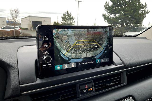 new 2025 Honda Pilot car, priced at $45,997