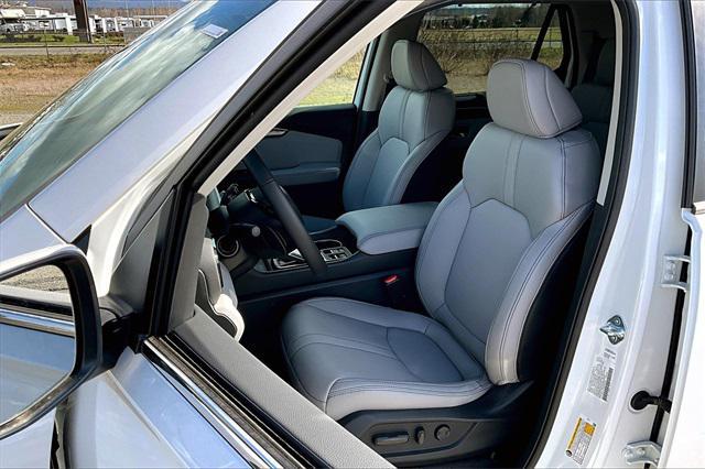 new 2025 Honda Pilot car, priced at $49,405