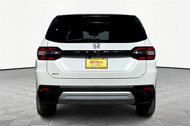new 2025 Honda Pilot car, priced at $49,405