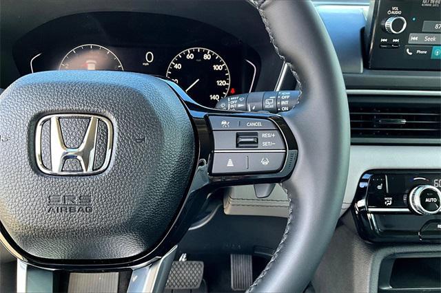 new 2025 Honda Pilot car, priced at $49,405