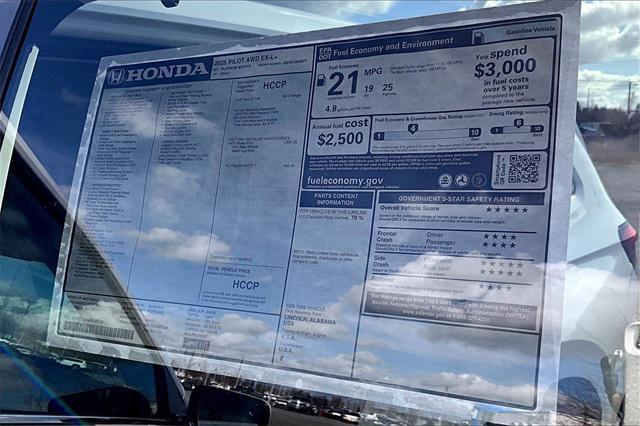new 2025 Honda Pilot car, priced at $49,405