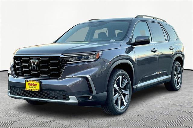 new 2025 Honda Pilot car, priced at $50,995