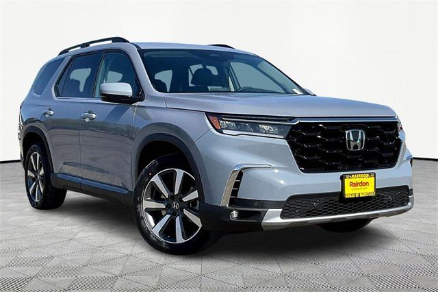 new 2025 Honda Pilot car, priced at $51,450