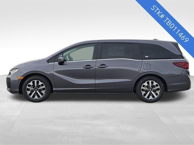new 2026 Honda Odyssey car, priced at $44,290