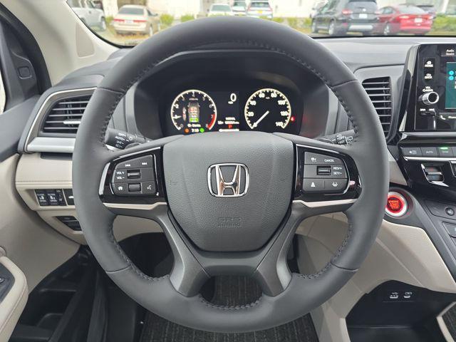 new 2026 Honda Odyssey car, priced at $44,290