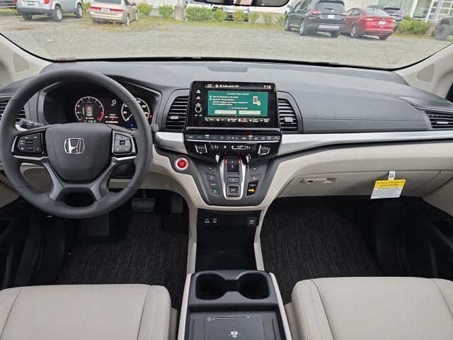 new 2026 Honda Odyssey car, priced at $44,290