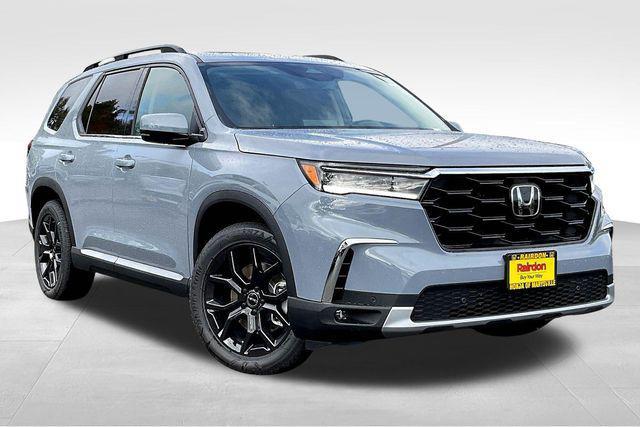 new 2025 Honda Pilot car, priced at $53,450