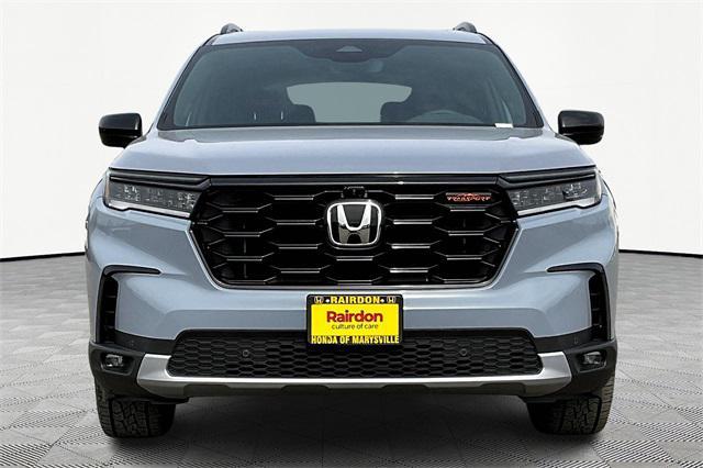 new 2025 Honda Pilot car, priced at $51,250