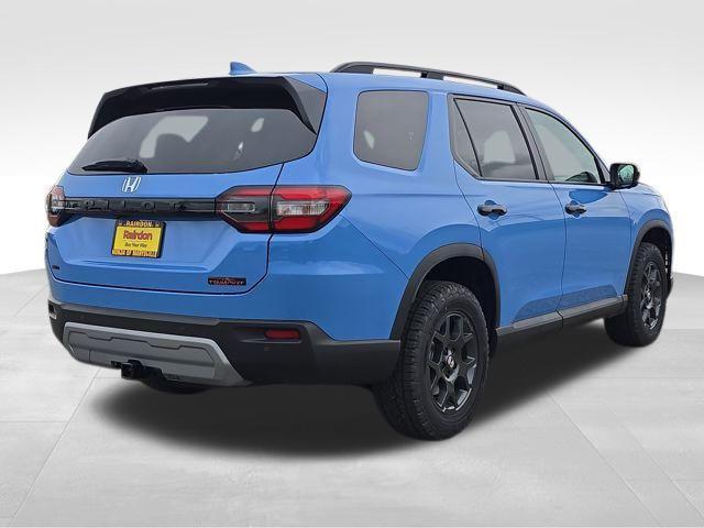 new 2025 Honda Pilot car, priced at $51,350