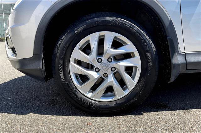 used 2015 Honda CR-V car, priced at $14,000