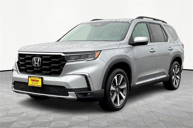 new 2025 Honda Pilot car, priced at $50,995