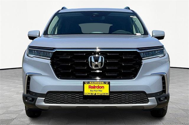 new 2025 Honda Pilot car, priced at $54,985