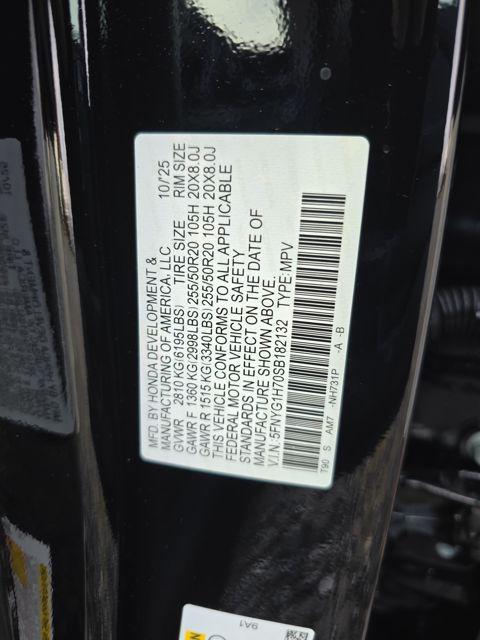 new 2025 Honda Pilot car, priced at $49,595