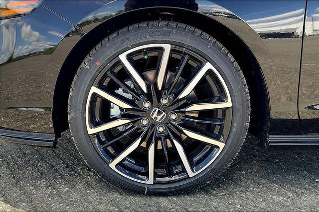 new 2025 Honda Accord Hybrid car, priced at $40,450