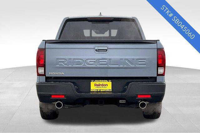 new 2025 Honda Ridgeline car, priced at $40,000