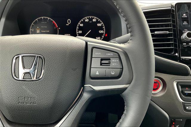 new 2025 Honda Ridgeline car, priced at $40,000