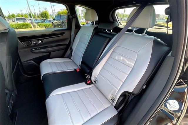 new 2026 Honda CR-V Hybrid car, priced at $43,645