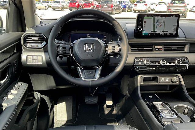 new 2025 Honda Pilot car, priced at $53,075