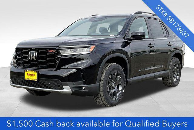 new 2025 Honda Pilot car, priced at $49,395