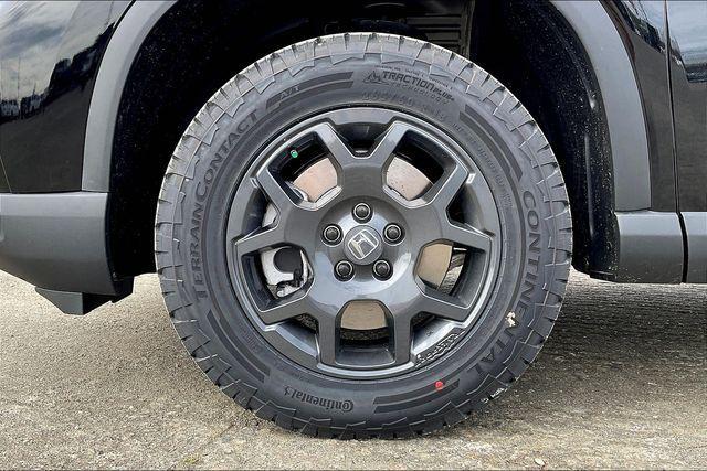 new 2025 Honda Pilot car, priced at $49,395