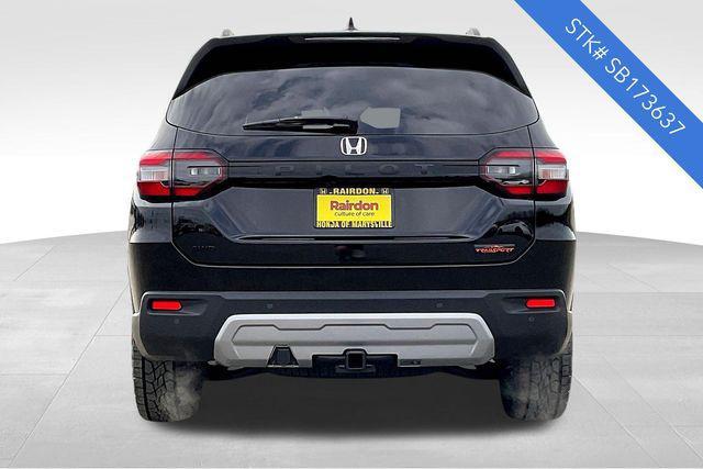 new 2025 Honda Pilot car, priced at $49,395