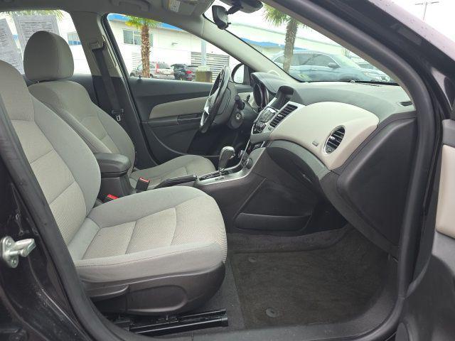 used 2014 Chevrolet Cruze car, priced at $7,500