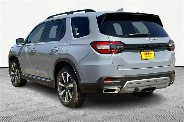 new 2025 Honda Pilot car, priced at $56,705