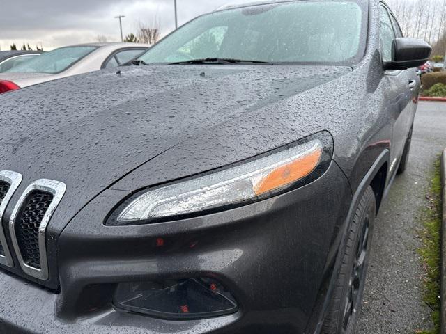 used 2015 Jeep Cherokee car, priced at $9,000