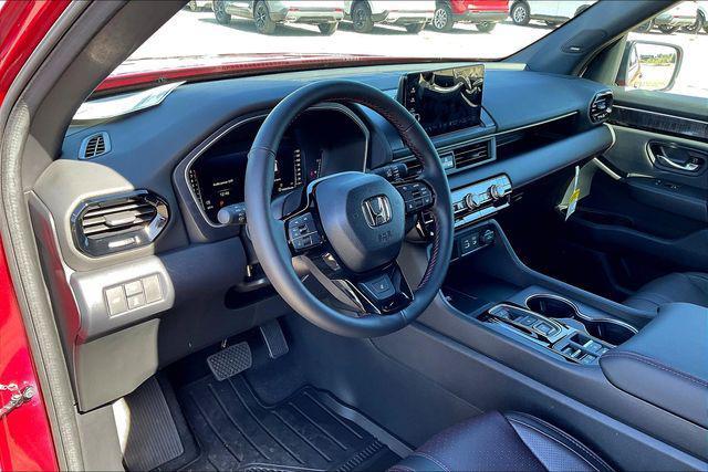 new 2025 Honda Pilot car, priced at $58,205