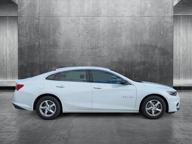 used 2018 Chevrolet Malibu car, priced at $13,314