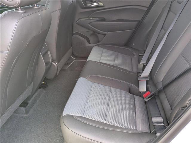 new 2025 Chevrolet Trax car, priced at $24,370