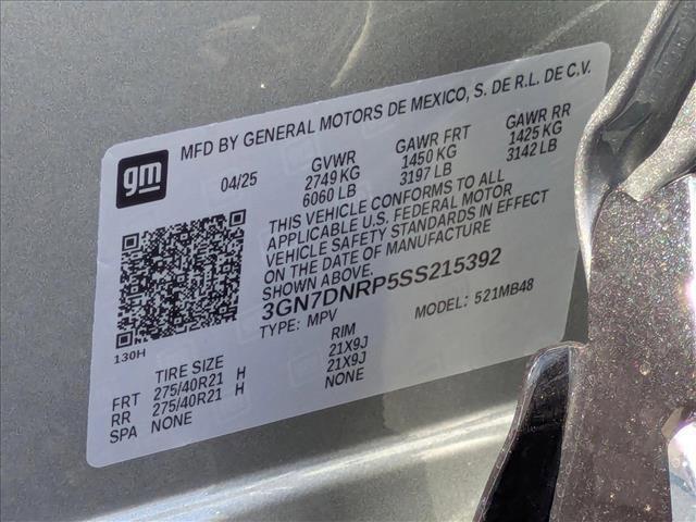 new 2025 Chevrolet Equinox EV car, priced at $45,690