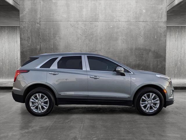 used 2024 Cadillac XT5 car, priced at $38,657