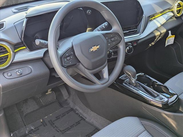 new 2025 Chevrolet Trax car, priced at $22,495