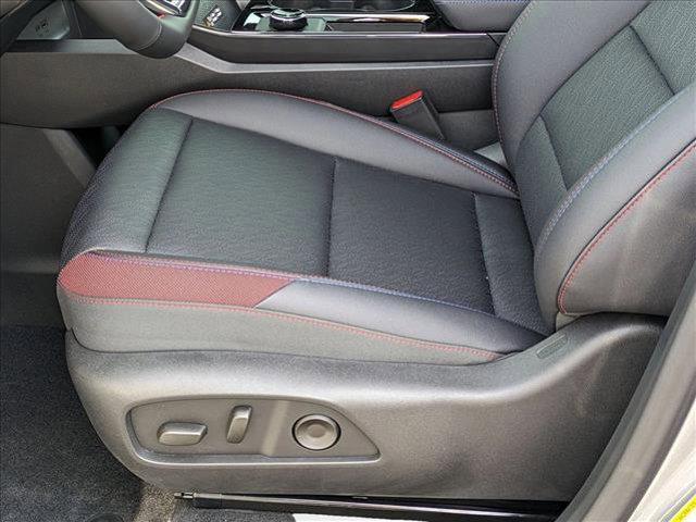 new 2026 Chevrolet Equinox car, priced at $31,895