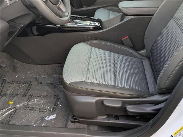 new 2025 Chevrolet Trax car, priced at $22,495