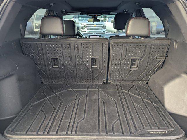 used 2023 Chevrolet Equinox car, priced at $22,345