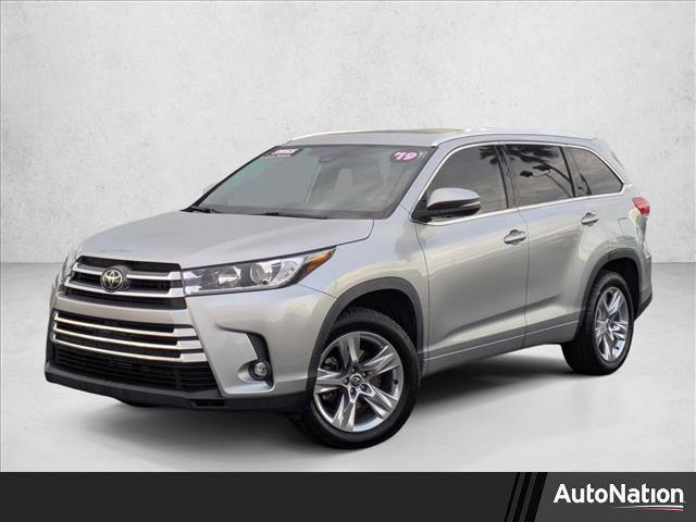 used 2019 Toyota Highlander car, priced at $22,678