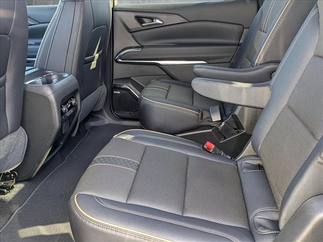 new 2025 Chevrolet Traverse car, priced at $55,995