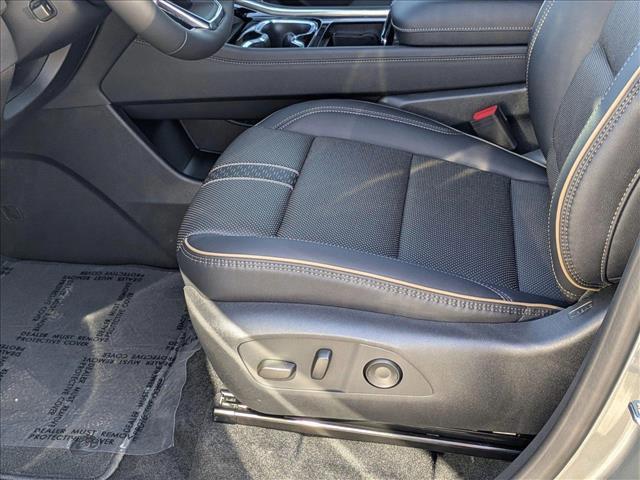 new 2025 Chevrolet Traverse car, priced at $55,995