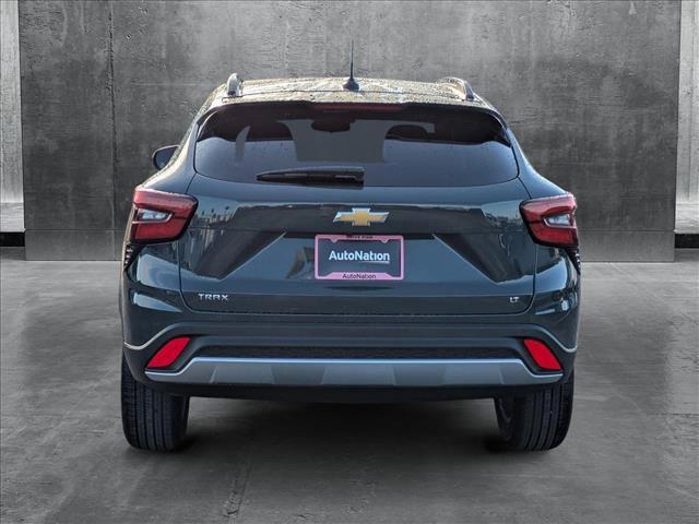 new 2025 Chevrolet Trax car, priced at $23,400
