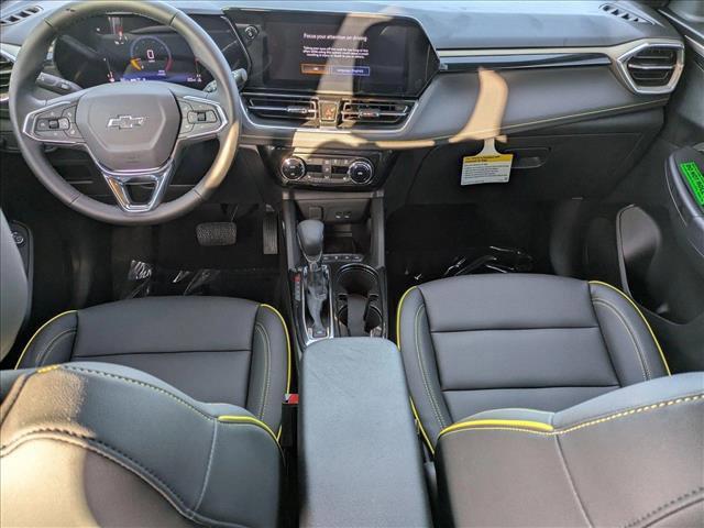 new 2025 Chevrolet TrailBlazer car, priced at $29,984
