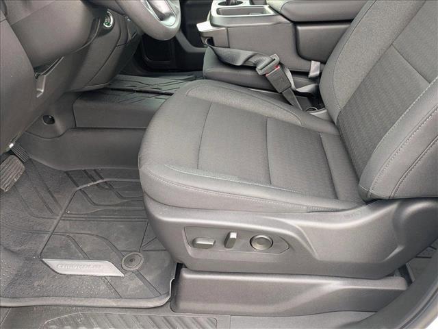 new 2025 Chevrolet Silverado 1500 car, priced at $40,995