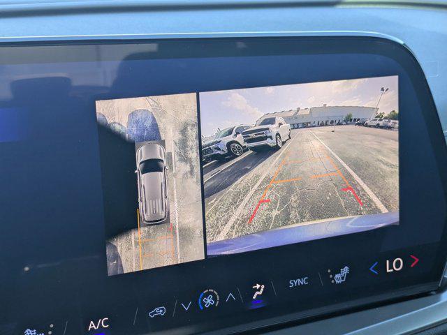 new 2025 Chevrolet Traverse car, priced at $41,024