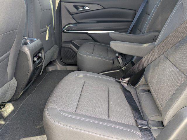 new 2025 Chevrolet Traverse car, priced at $41,024