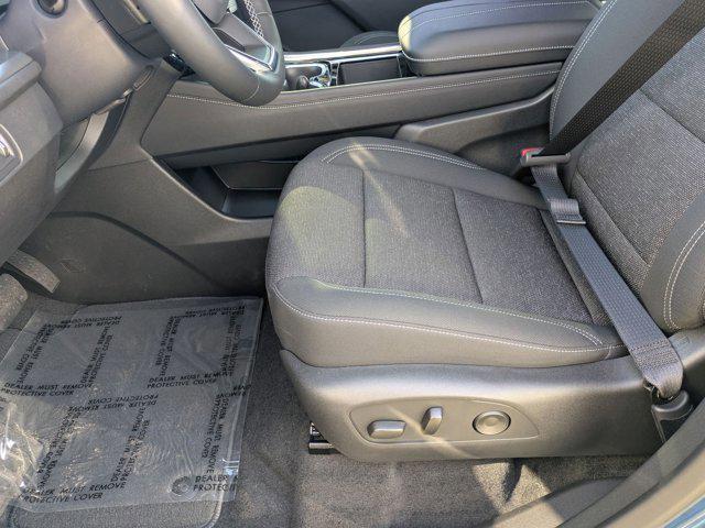 new 2025 Chevrolet Traverse car, priced at $41,024