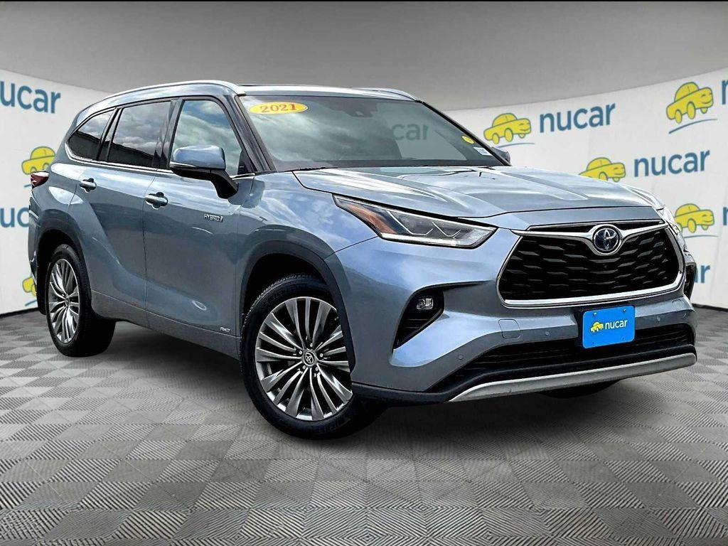 used 2021 Toyota Highlander Hybrid car, priced at $35,798
