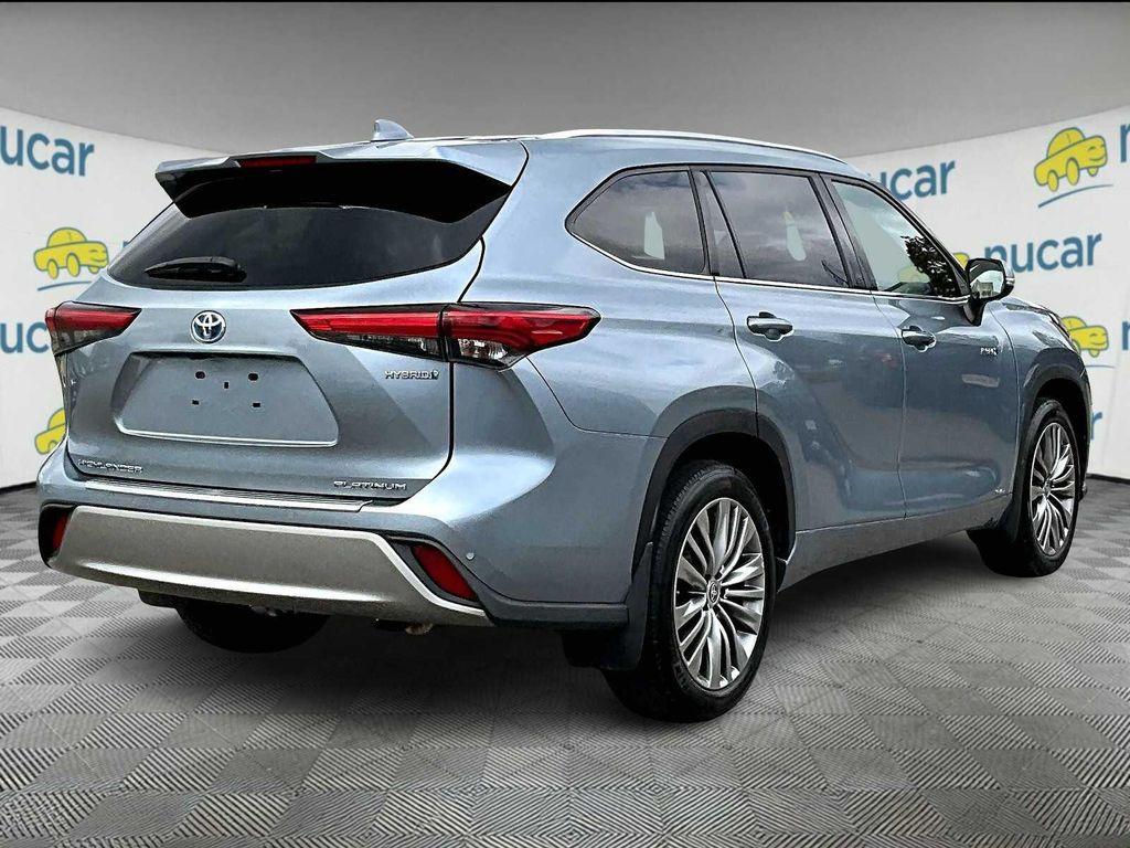 used 2021 Toyota Highlander Hybrid car, priced at $35,798