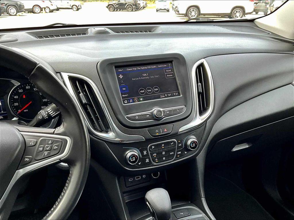 used 2022 Chevrolet Equinox car, priced at $22,630